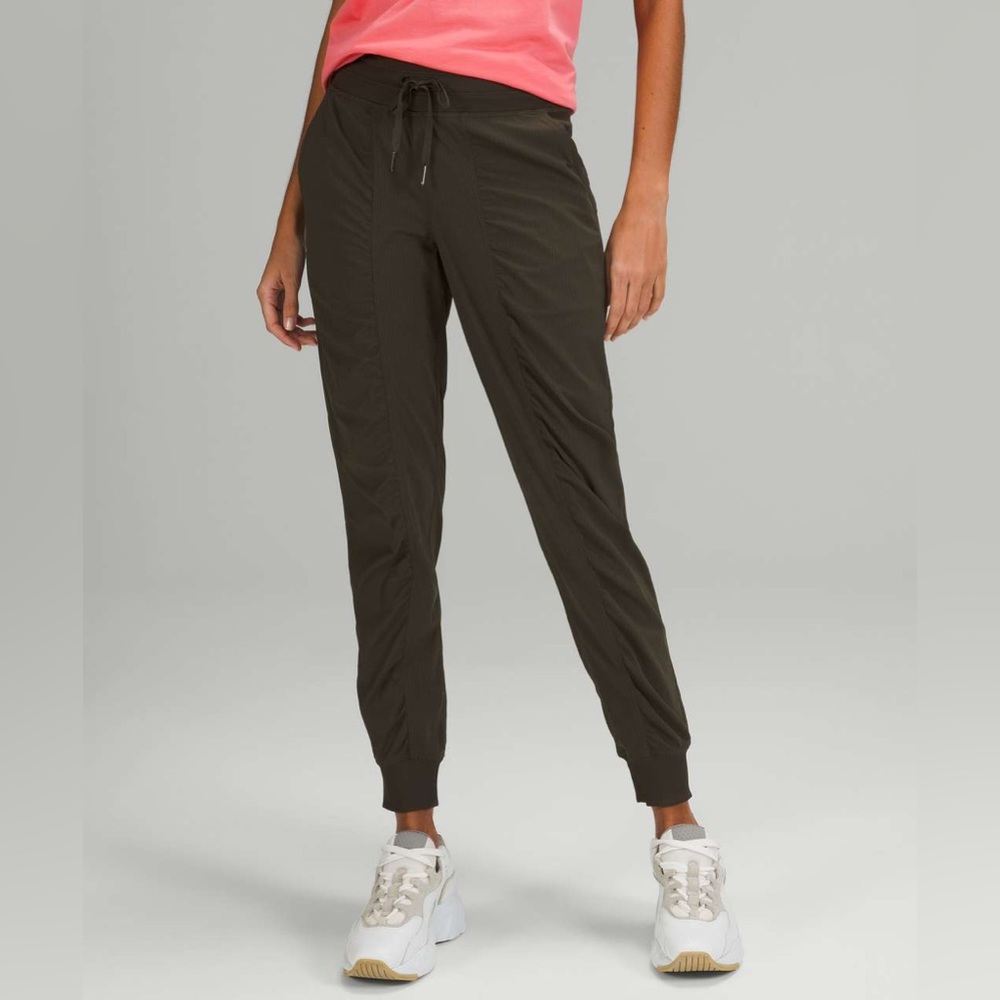 Lululemon Dance Studio Jogger Size 6